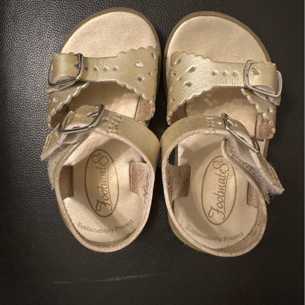 Gold Footmate Girl’s Sandals